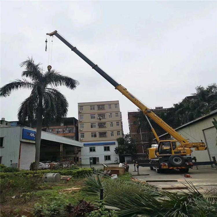 坡心镇12吨吊车出租一天的收费标准是什么