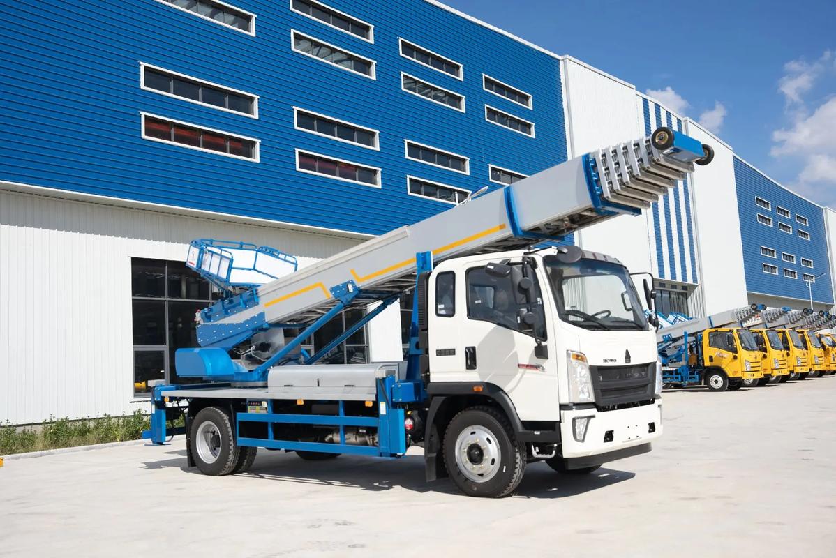 坡心镇出租云梯车高空作业车 建筑垃圾搬运